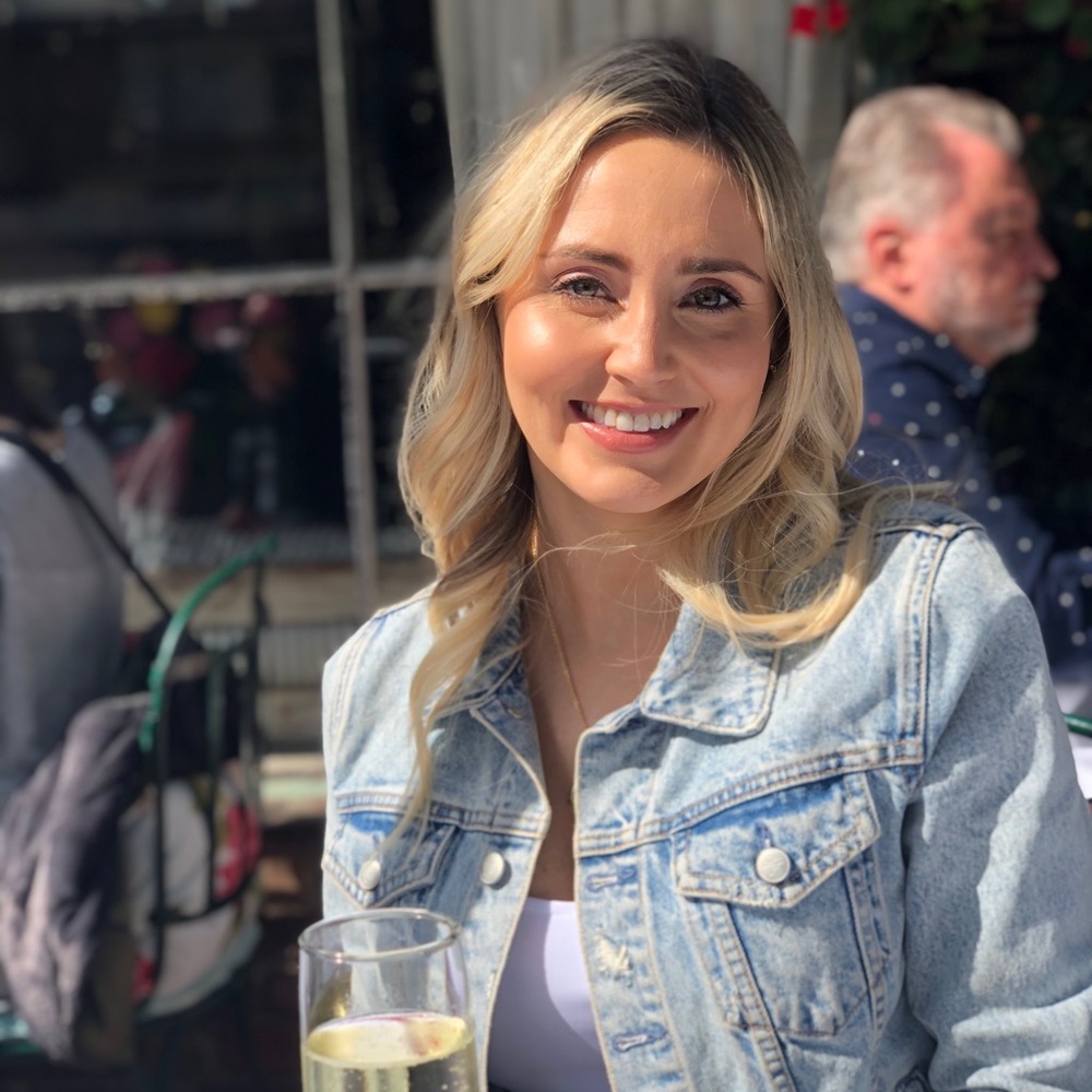 Meet your Posher, Kelly